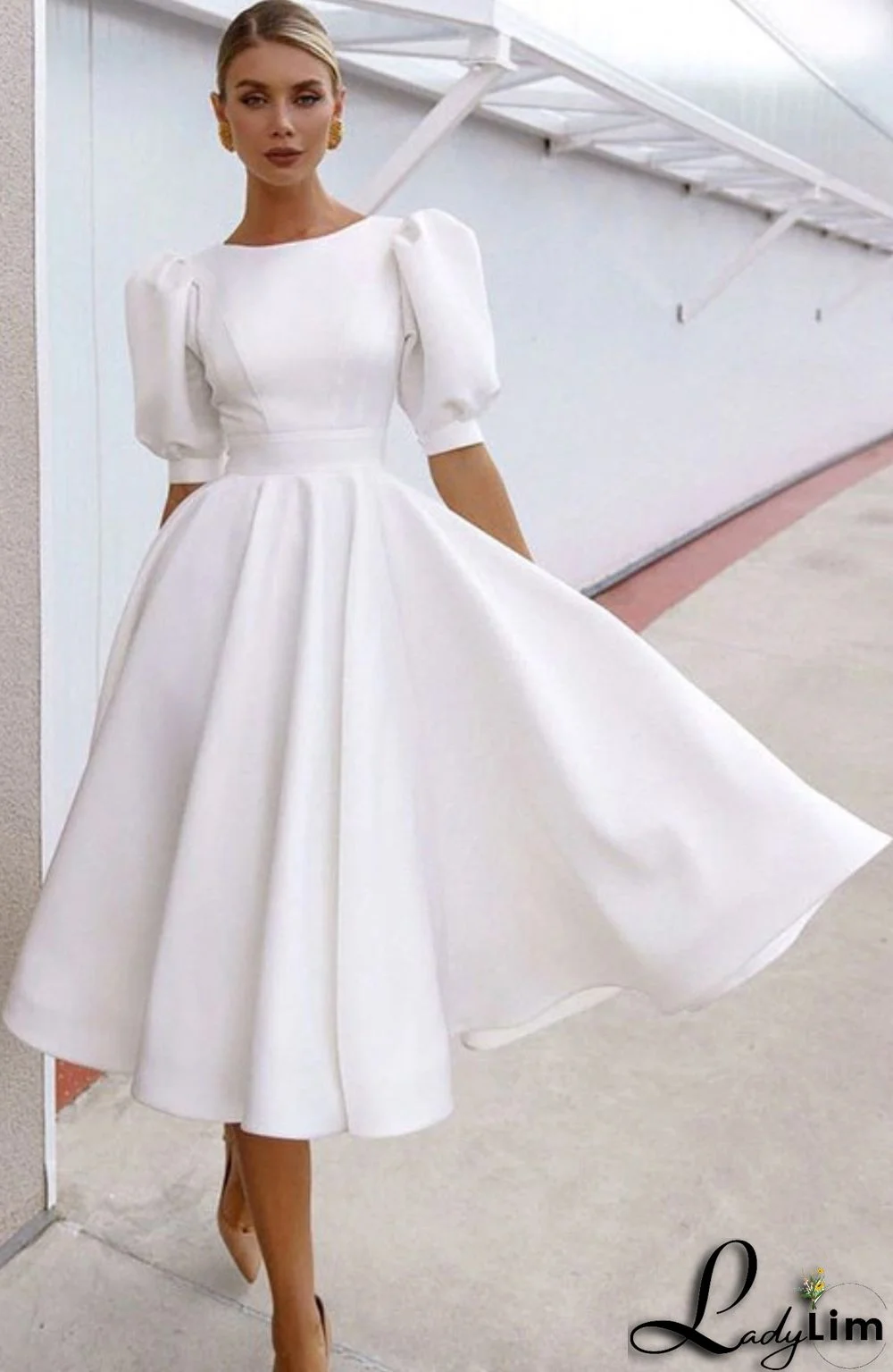 Summer Formal White Puff Sleeve O-Neck Prom Dress