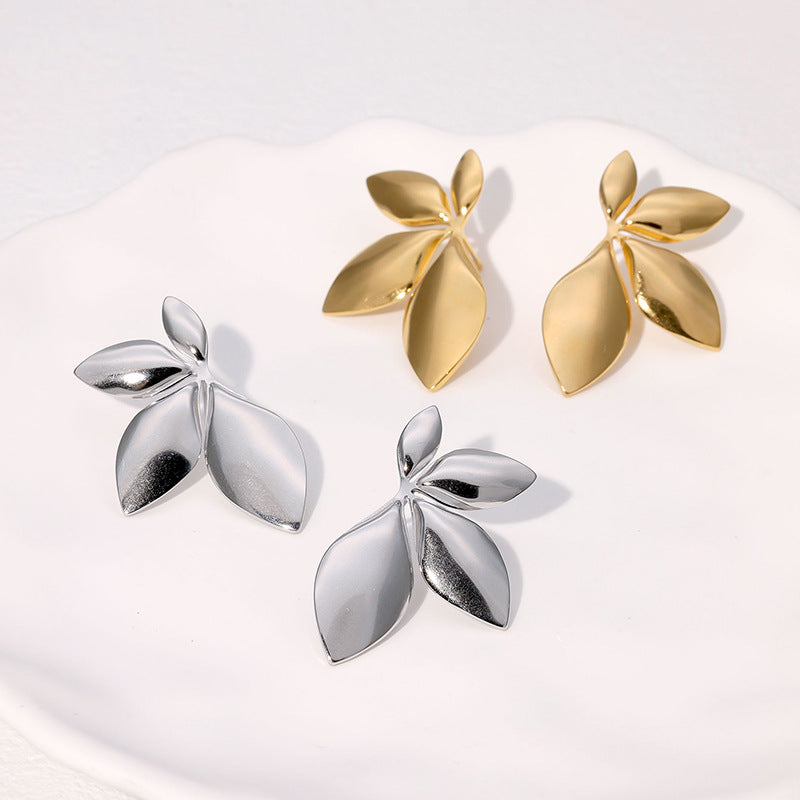 Simple Holiday Style Niche Design Earrings Leaf Glossy Ins Style Fashionable And Versatile Stainless Steel Earrings