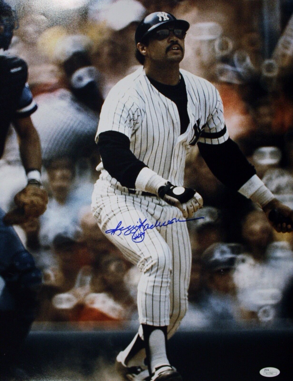 Autographed Reggie Jackson 16x20 New York Yankees Photo Poster painting -JSA Certified