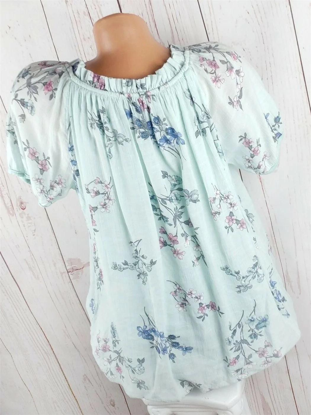 Women Half Sleeve V-neck Solid Color Dress