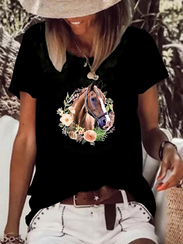 Just a girl who loves horses Raw Hem Tee