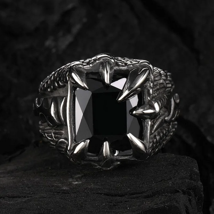 Vintage Diamond Dragon Claw Ring Gothic Jewelry