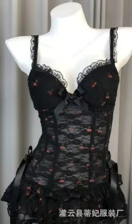 Uveng Night Swear Tifficile Emotional Lingerie Pure Lust Lace Cake Skirt To Seduce Fish Bone Uniform Bed Flirting Together