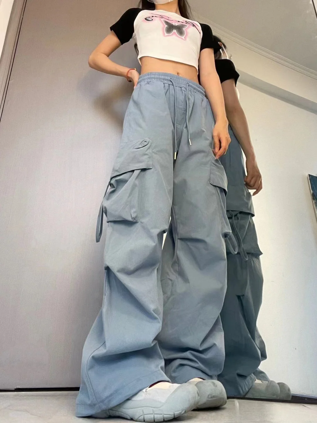 Uveng Uveng Pants Female Summer 2024 New Straight Leg Drop Feeling Wide Leg Cargo Pants High Waist Show Slim Pants