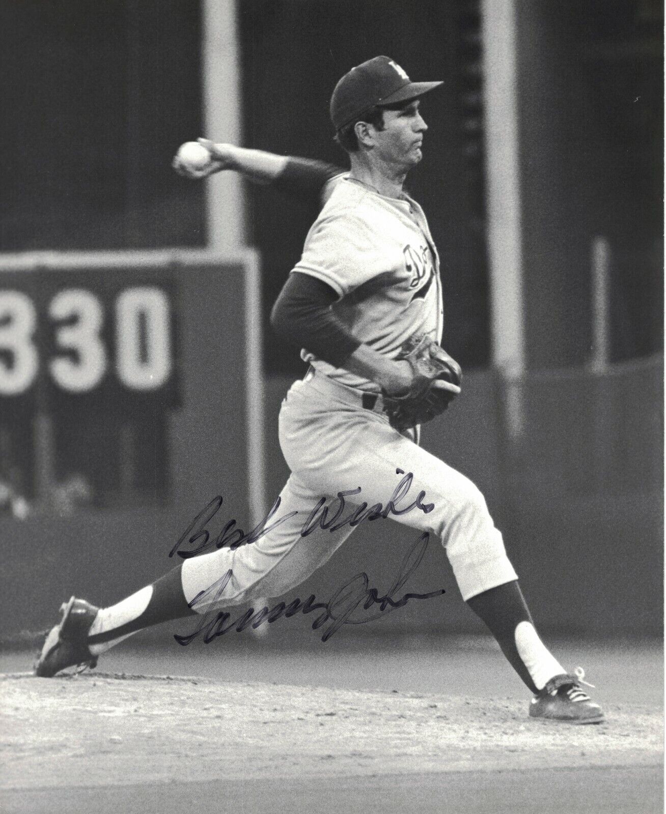 Tommy John Signed Autographed 8x10 Photo Poster painting Los Angeles Dodgers Vintage G