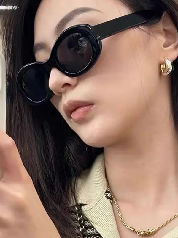 Sun protection Classic Sunglasses Accessories