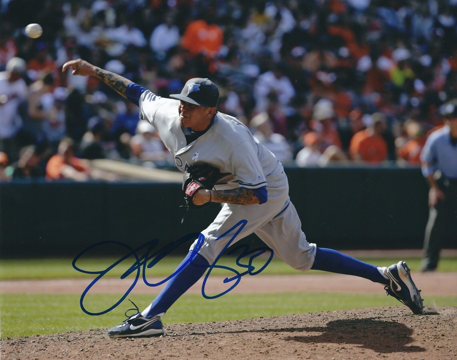 Signed 8x10 JESSE CHAVEZ Toronto Blue Jays Autographed Photo Poster painting - COA