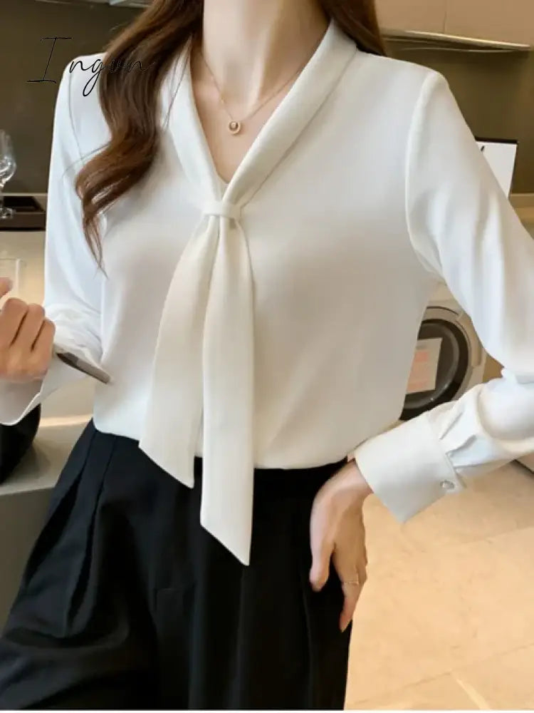 Spring Fashion New Elegant Bow Women Shirt Vintage White Lady Long Sleeves Blouses Female Casual