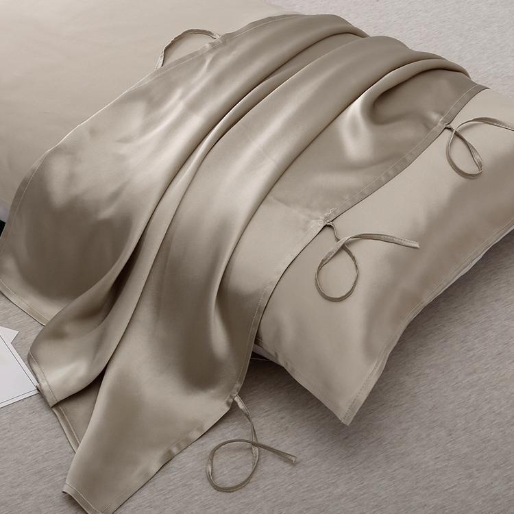 19 Momme Lace-up Travel Silk Pillowcase Taupe