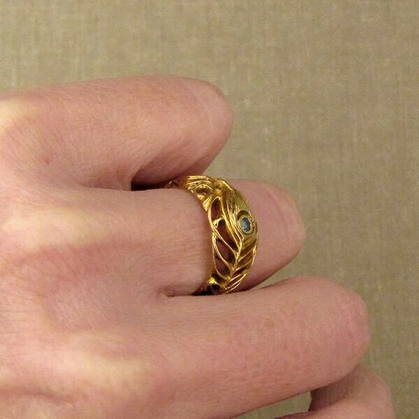 Peacock Feather Blue Diamond Gold Ring