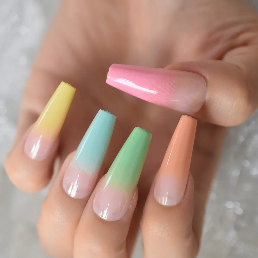 Pink Square Extra Long Faux Ongles Rose Heart Drawing Flat Top Fake Nails with Design Mix Color Tips 24-Nail Inspo