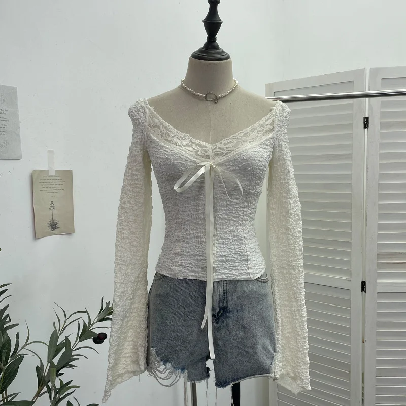 Uveng Real Shooting Merard Wind Strapted Bow Splicing Lace Pure Desire Blouse Folding Body Short Blouse 6015