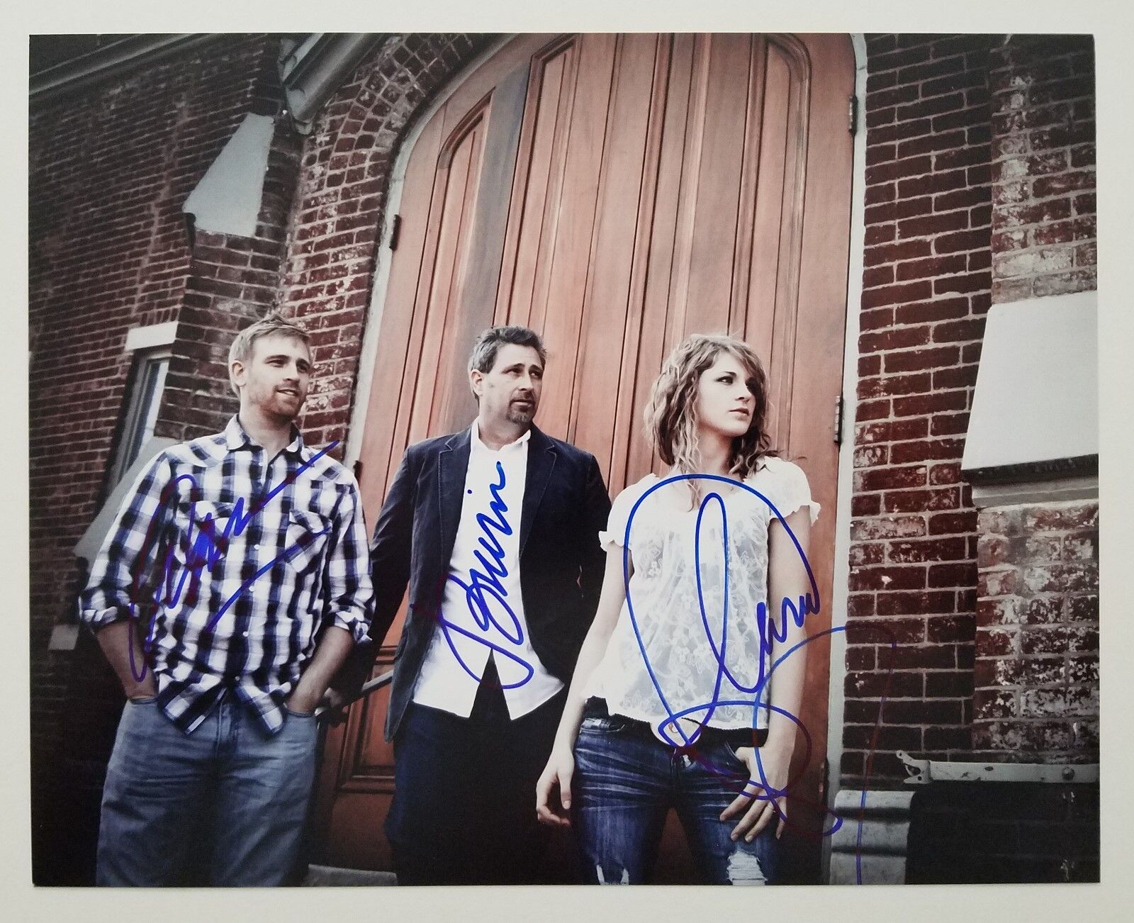 The Henningsens Band Signed 8x10 Photo Poster painting World's On Fire Country Musicians RAD