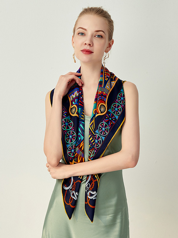 Foulard en soie Carnaval- SOIE PLUS