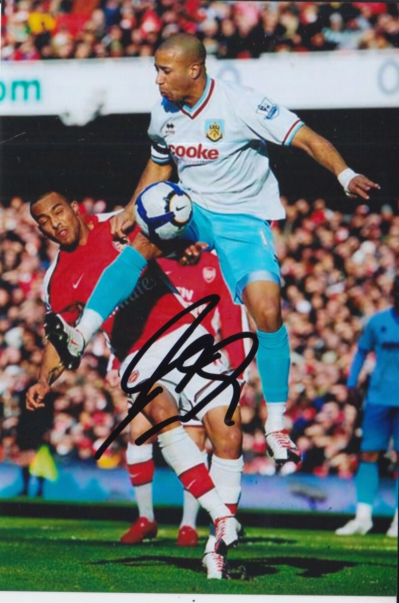 BURNLEY HAND SIGNED TYRONE MEARS 6X4 Photo Poster painting 1.