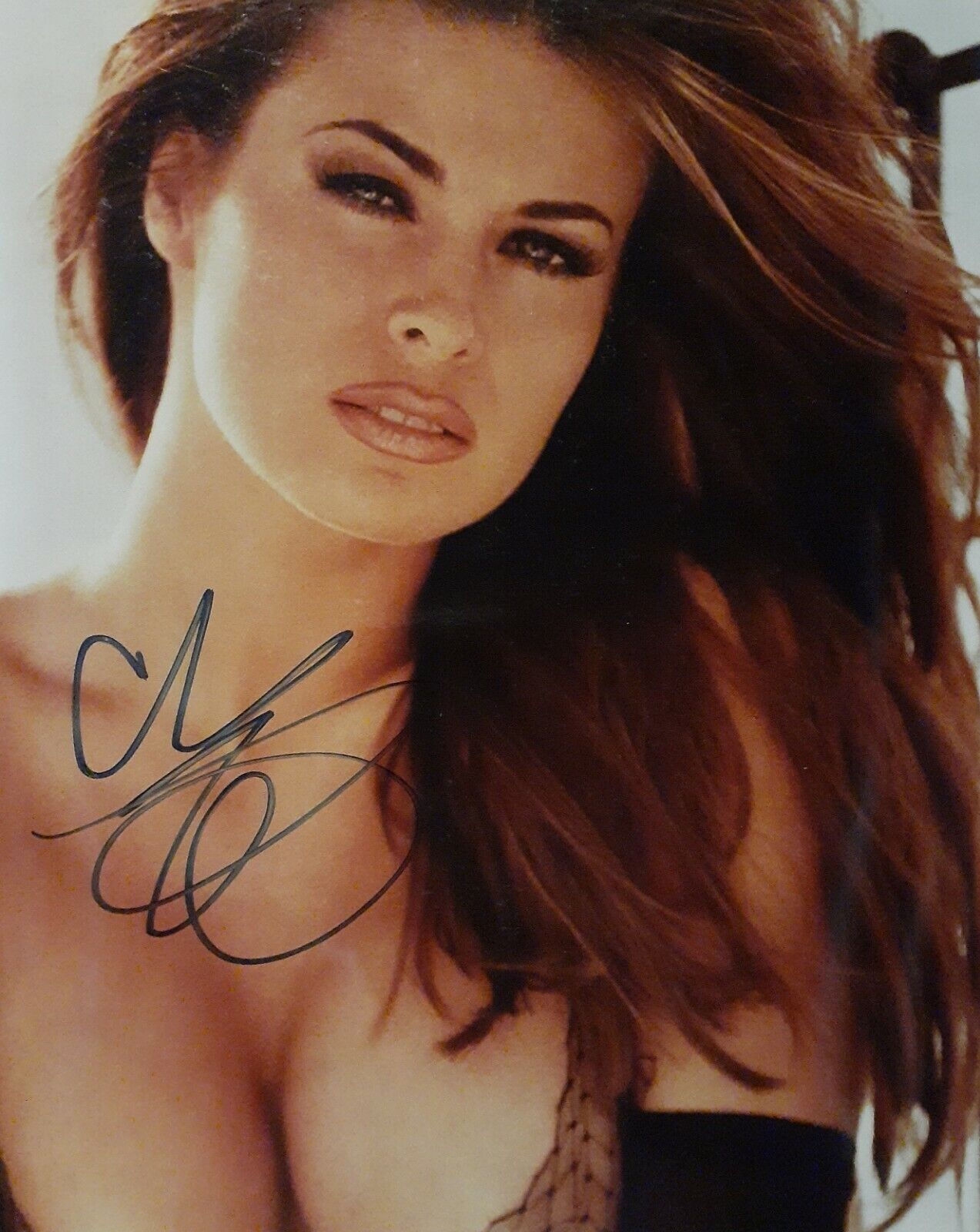 Carmen Electra signed 8x10