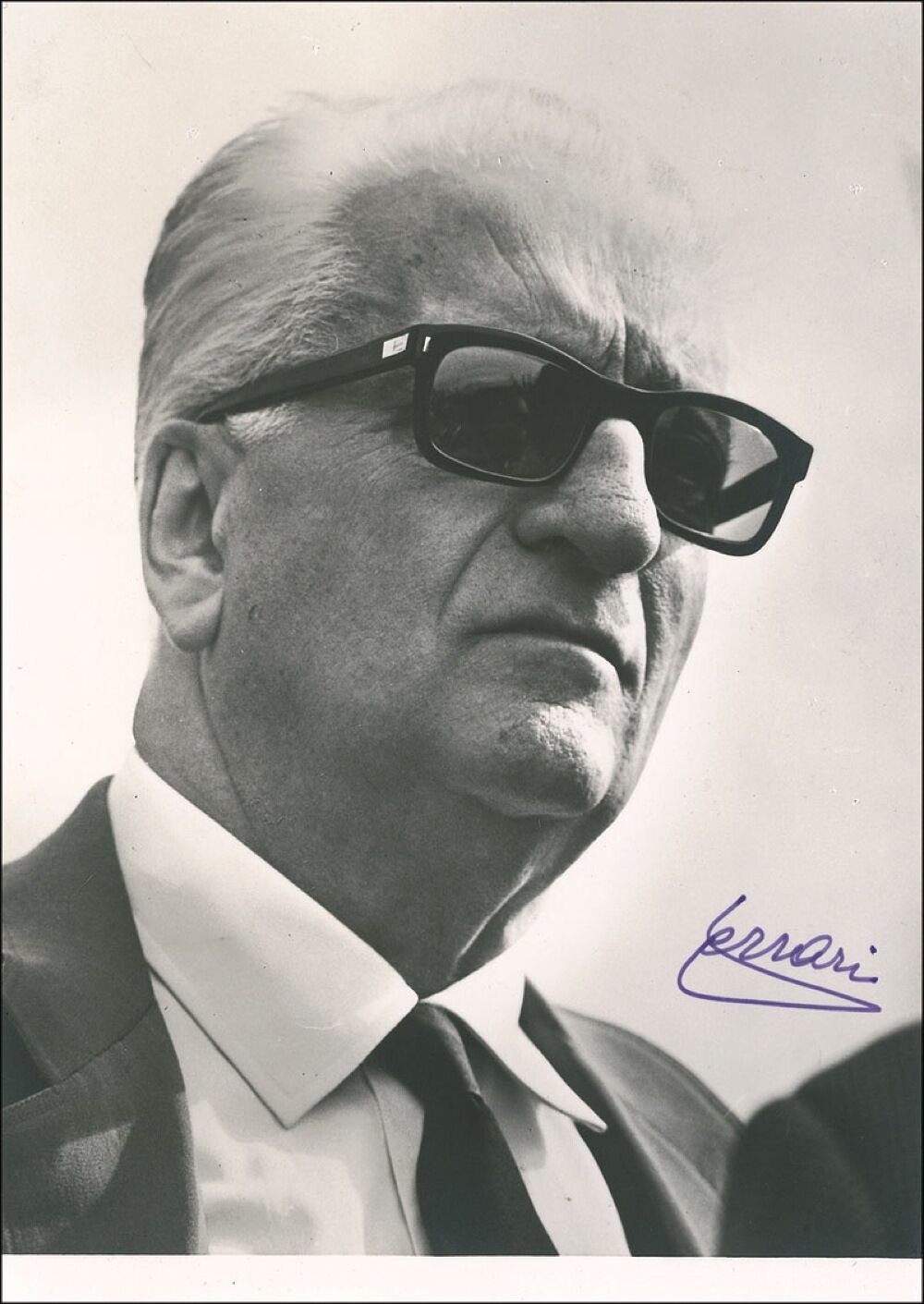 ENZO FERRARI Signed Photo Poster paintinggraph - Sports Car Magnate / Entrepreneur - Preprint