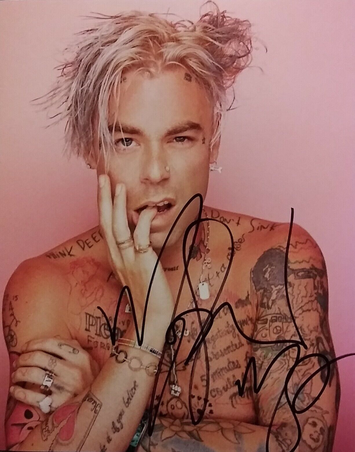 Mod Sun signed 8x10