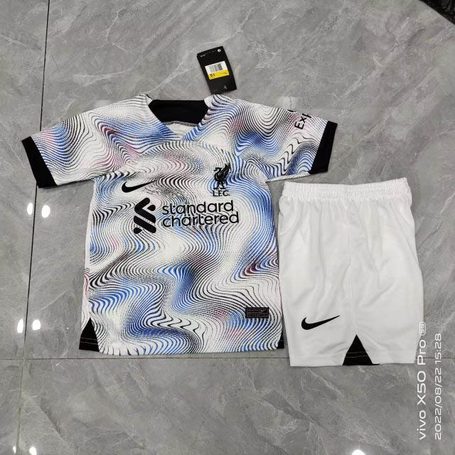 KIDS-22-23-A-LIV-FK-A06654