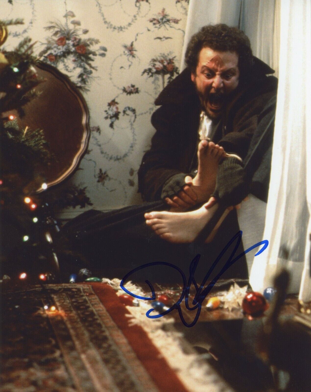 ~~ DANIEL STERN Authentic Hand-Signed Marv ~ HOME ALONE