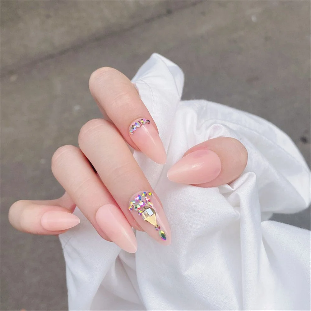 24Pcs Luxe Shining Rhinestone Wedding False Nails Transparent Glitter Gems Crown Designed Square Full Short Fake Art Bride-Nail Inspo