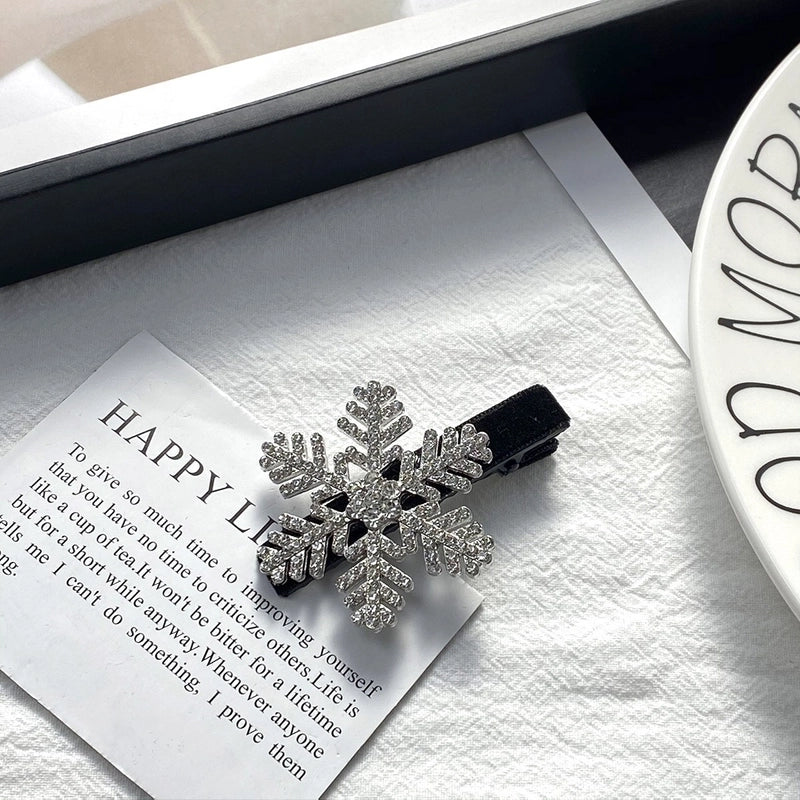 Elegant Cute Sweet Women’s Bow Knot Snowflake Flannel Rhinestones Hair Clip