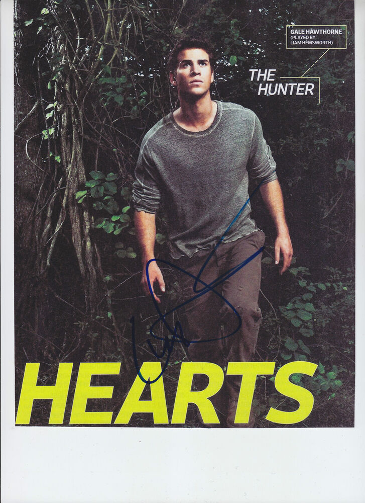 Liam Hemsworth - SIGNED 8X10