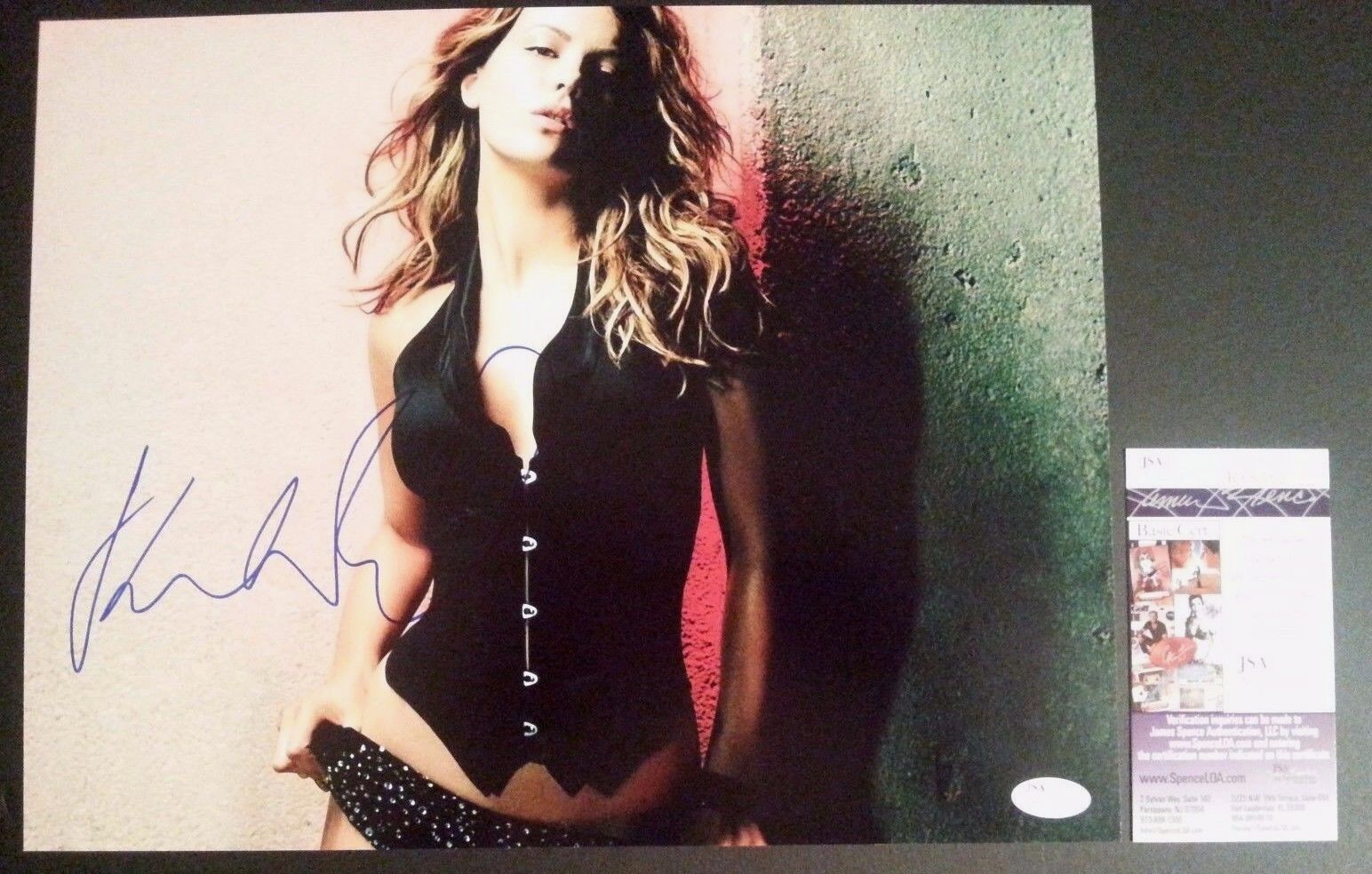 KATE BECKINSALE Authentic Hand-Signed SEXY