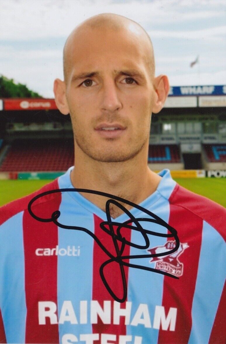 ROB JONES HAND SIGNED 6X4 Photo Poster painting - FOOTBALL AUTOGRAPH - SCUNTHORPE UNITED.