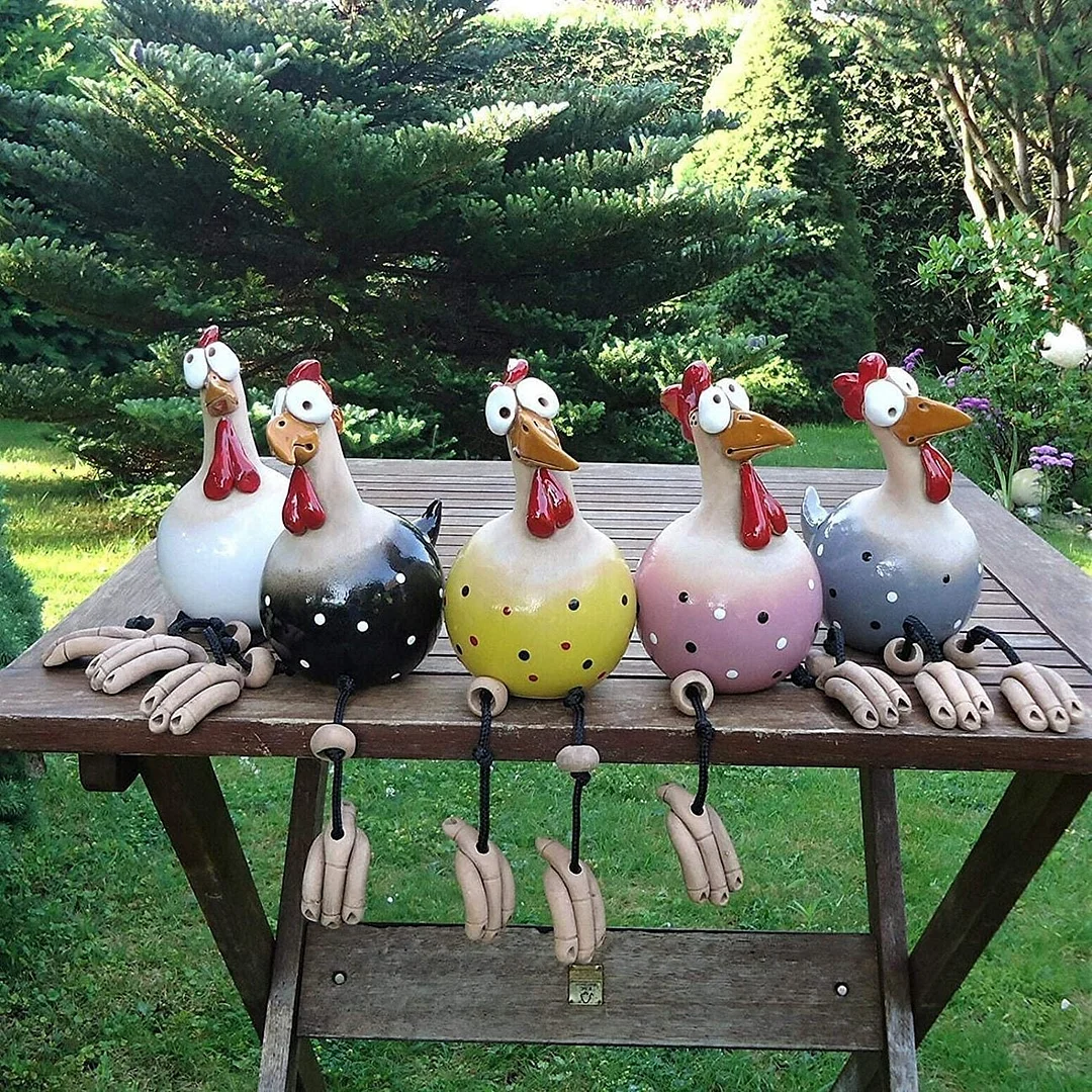 Funny Chickens Garden Decoration