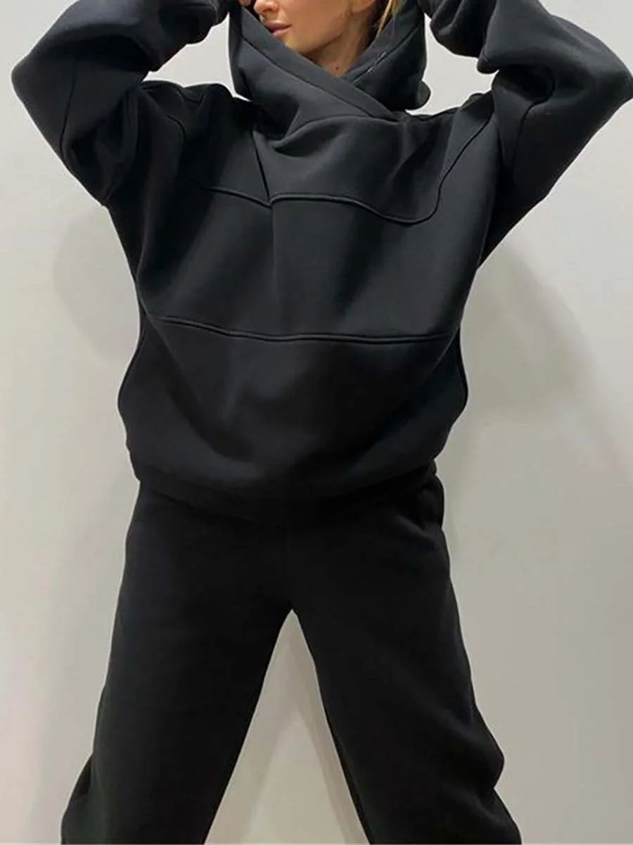 Casual hoodie and sweatpants set