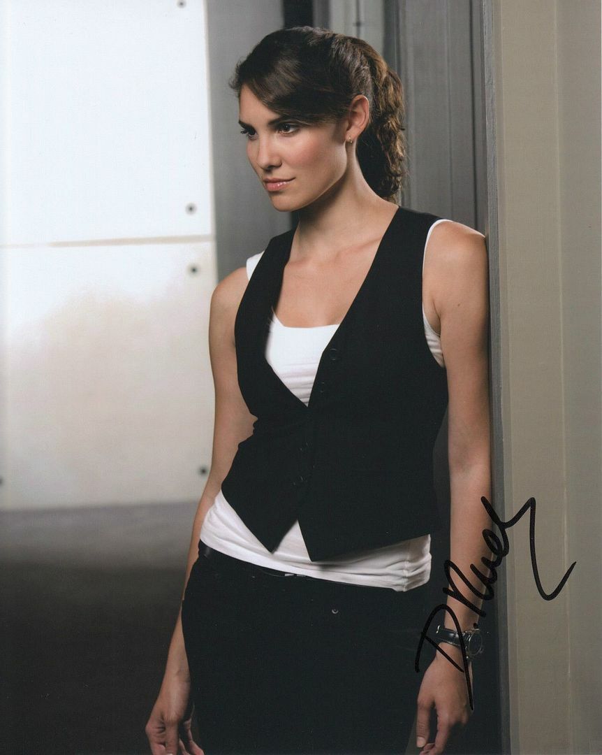 Daniela Ruah Autograph Signed Photo Poster painting Print