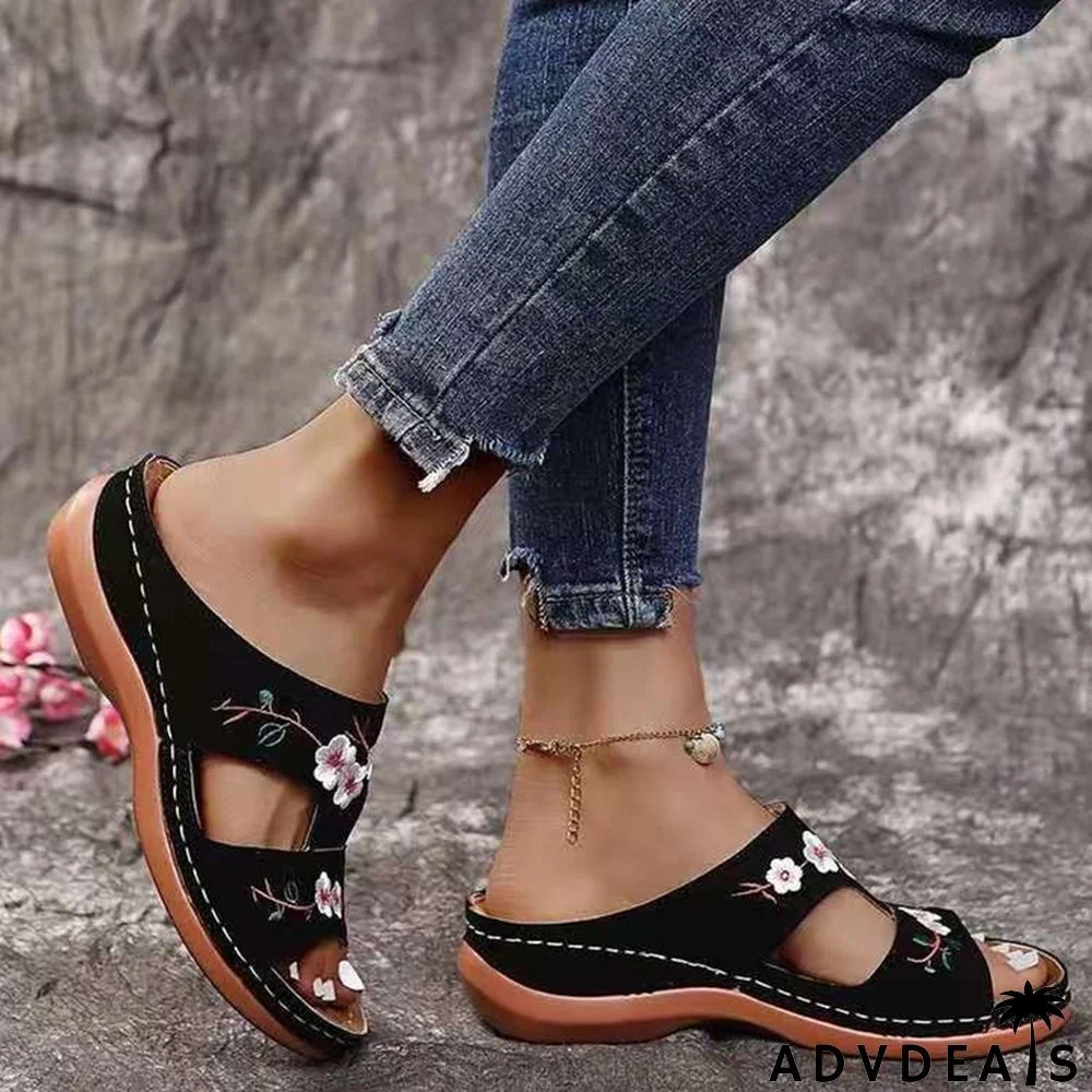 Floral Embroidered Wedge Sandals