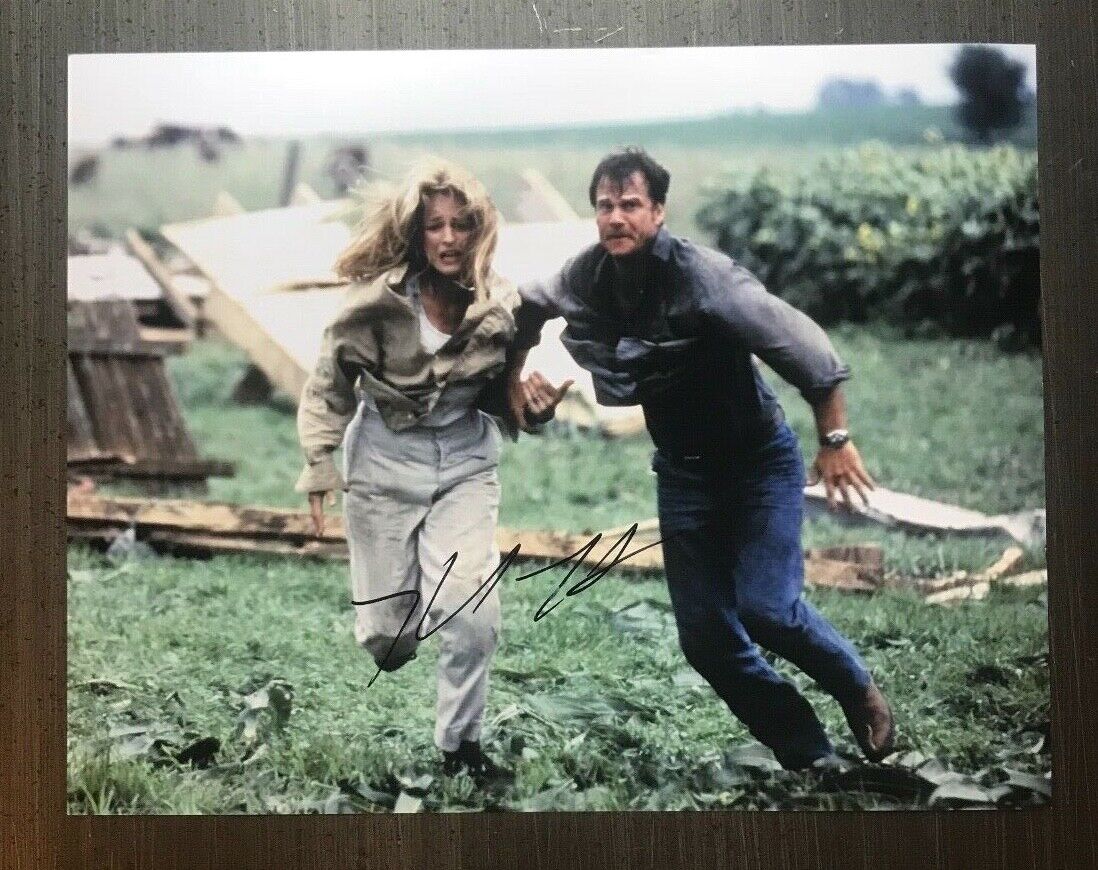 * HELEN HUNT * signed autographed 11x14 Photo Poster painting * TWISTER * 1