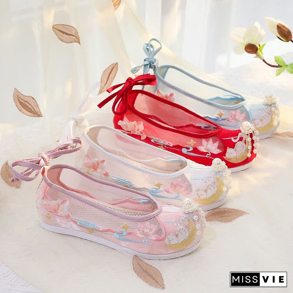 Vintage Lotus Moon Embroidery Pearl Lace Up Flats Shoes
