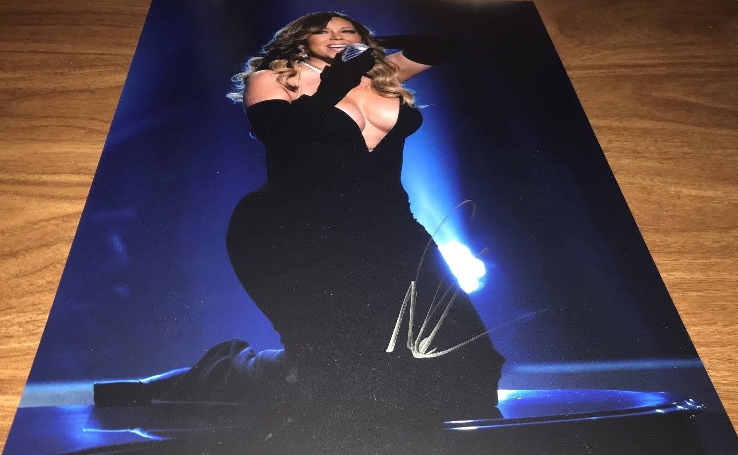 Mariah Carey Singer black Dress Concert Signed 11x14 Photo Poster painting Autographed COA Proof