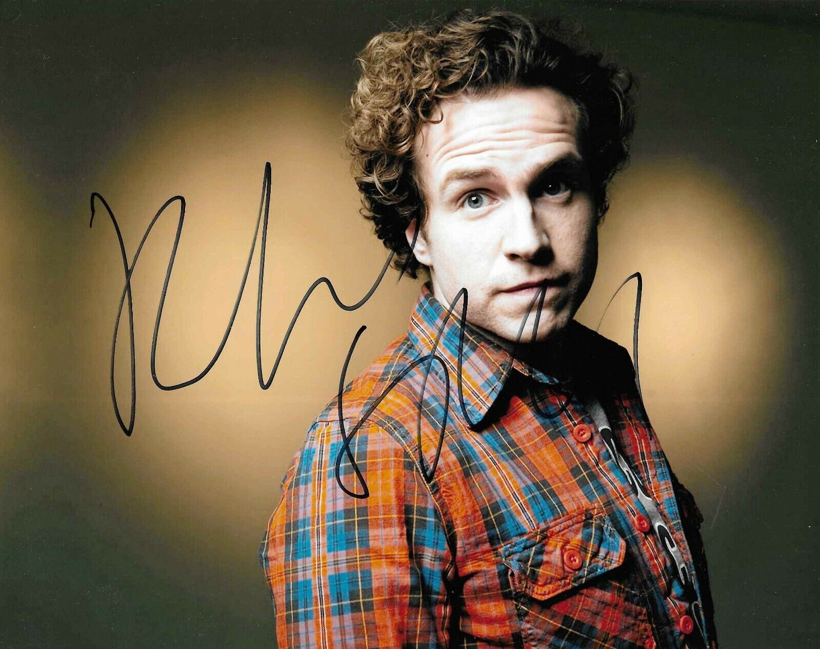 Rafe Spall autograph - signed Photo Poster painting - Trying - Prometheus