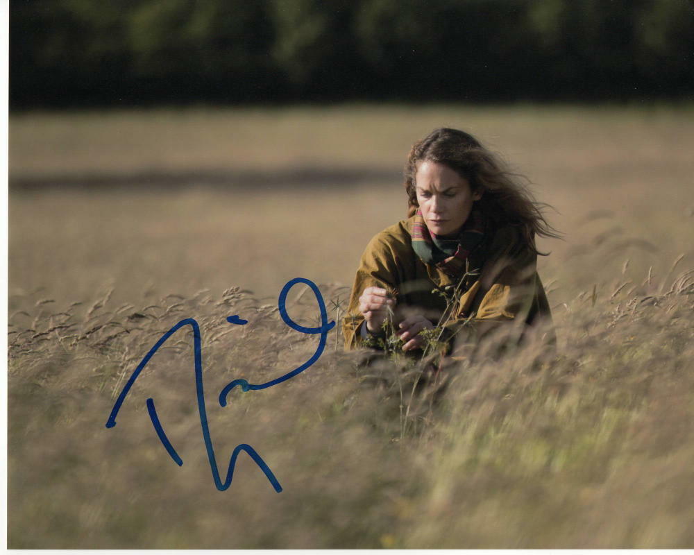 RUTH WILSON - SIGNED AUTOGRAPHED 8x10 Photo Poster painting -MRS, THE AFFAIR, LUTHER, DARK RIVER