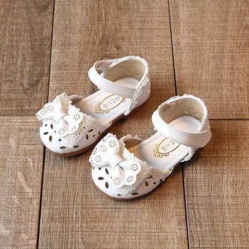 2019 Baby Summer Shoes Newborn Baby Girl Soft Sole Crib Shoes Cute Bowknot Lace Hollow Out Breathable Slippers Sandals 3-8T