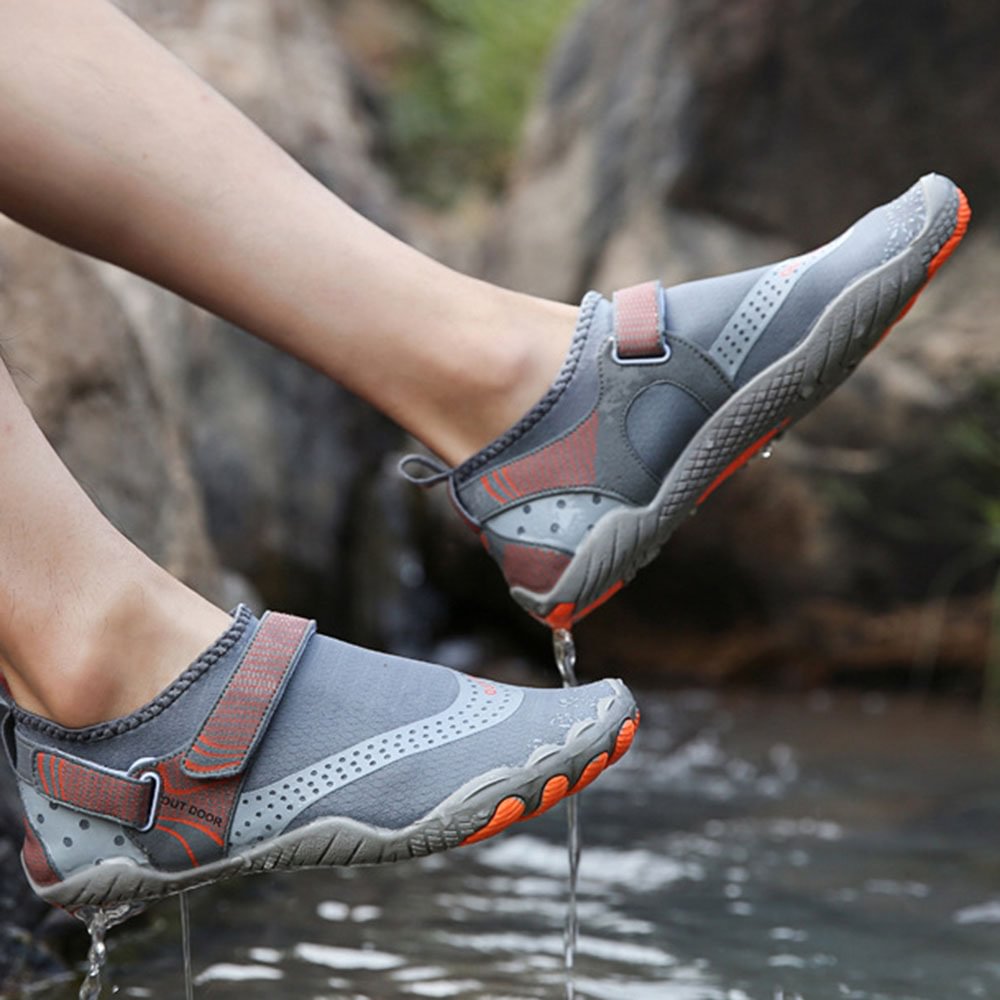 Men's water shoes outdoor quickdrying beach shoes hiking river shoes