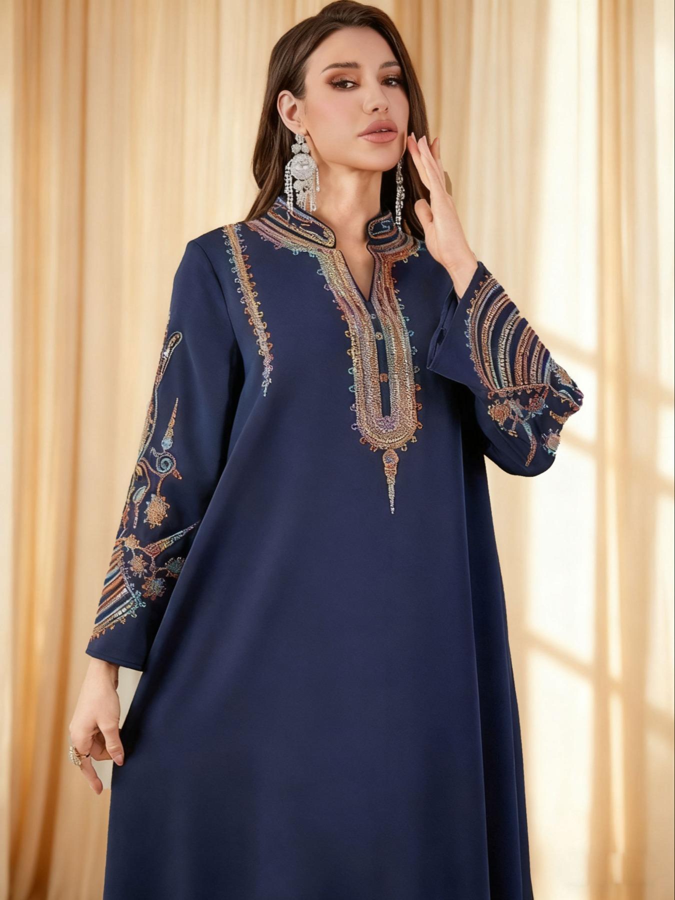 Elegant Muslim Women's Long Robe with Colorful Embroidery, Perfect for All Seasons, Stylish and Comfortable Clothing, Muslim Women Gowns