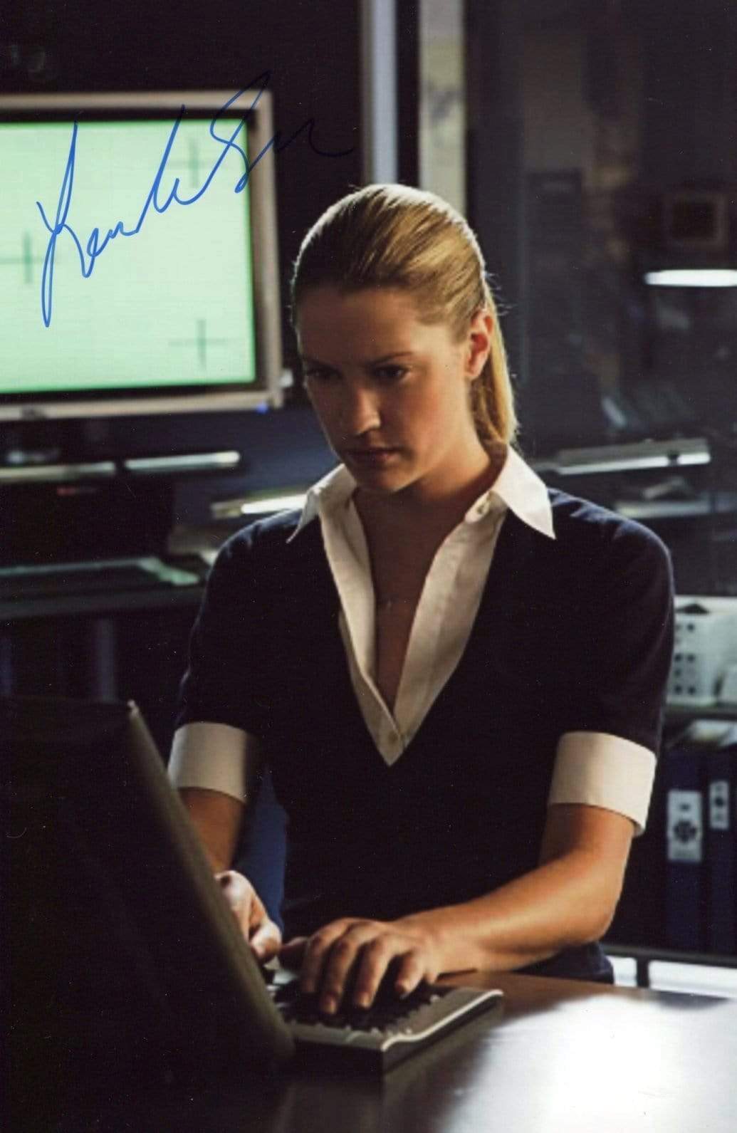 Lauren Lee Smith ACTRESS autograph, signed Photo Poster painting