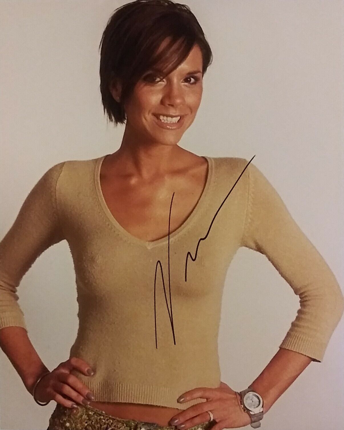 Victoria Beckham signed 8x10