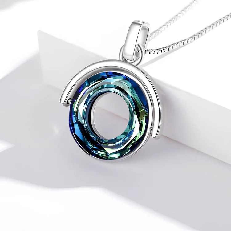 S925 She is a Strong Woman Crystal Semicircle Necklace