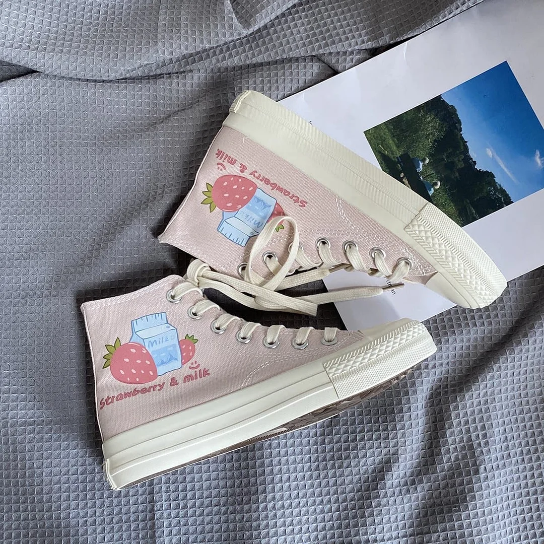 Sweet Pink Milk Strawberry Patterned High-top Canvas Shoes SP15316
