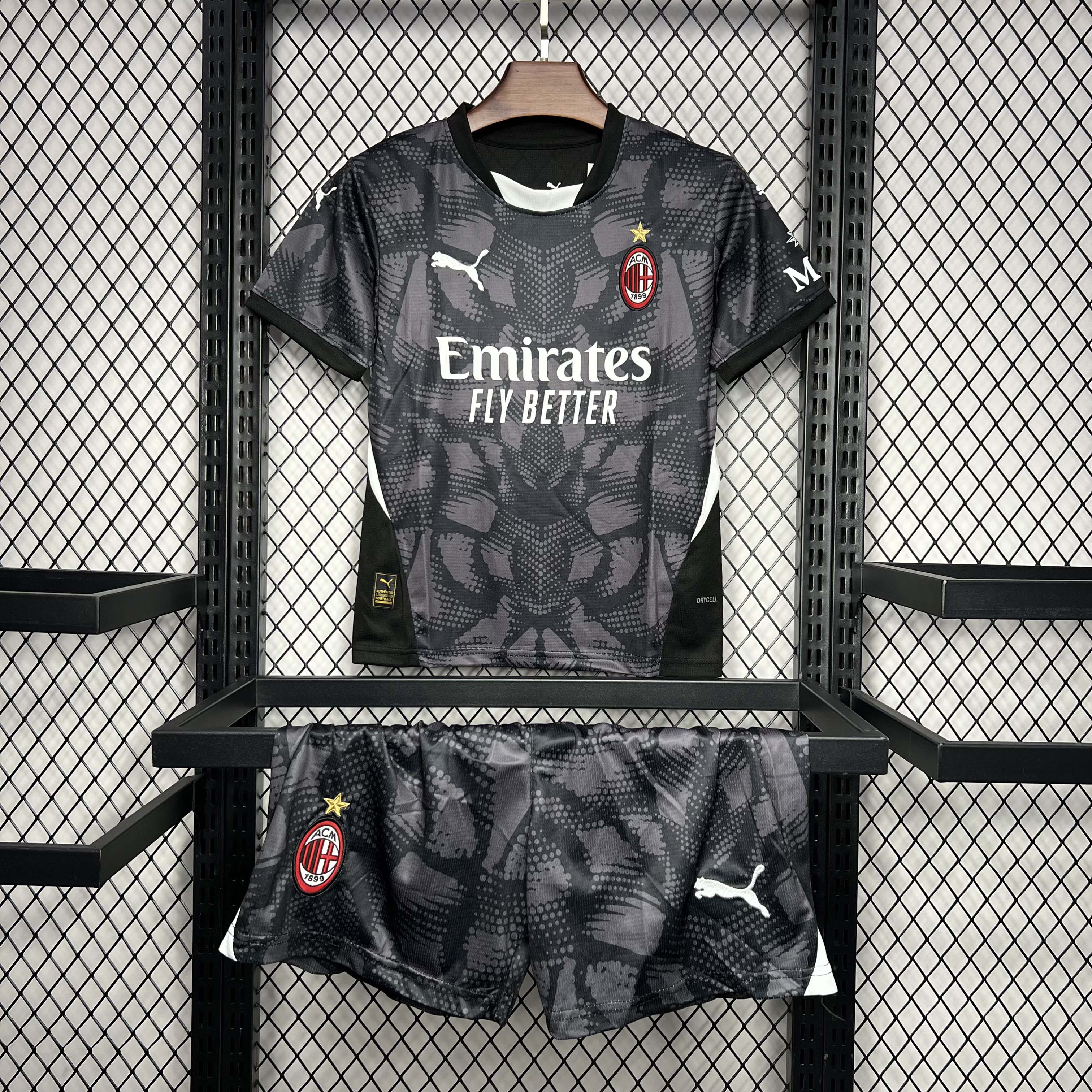 2024-2025 KIDS AC Milan Goalkeeper Home Football Shirt 1:1 Thai Quality