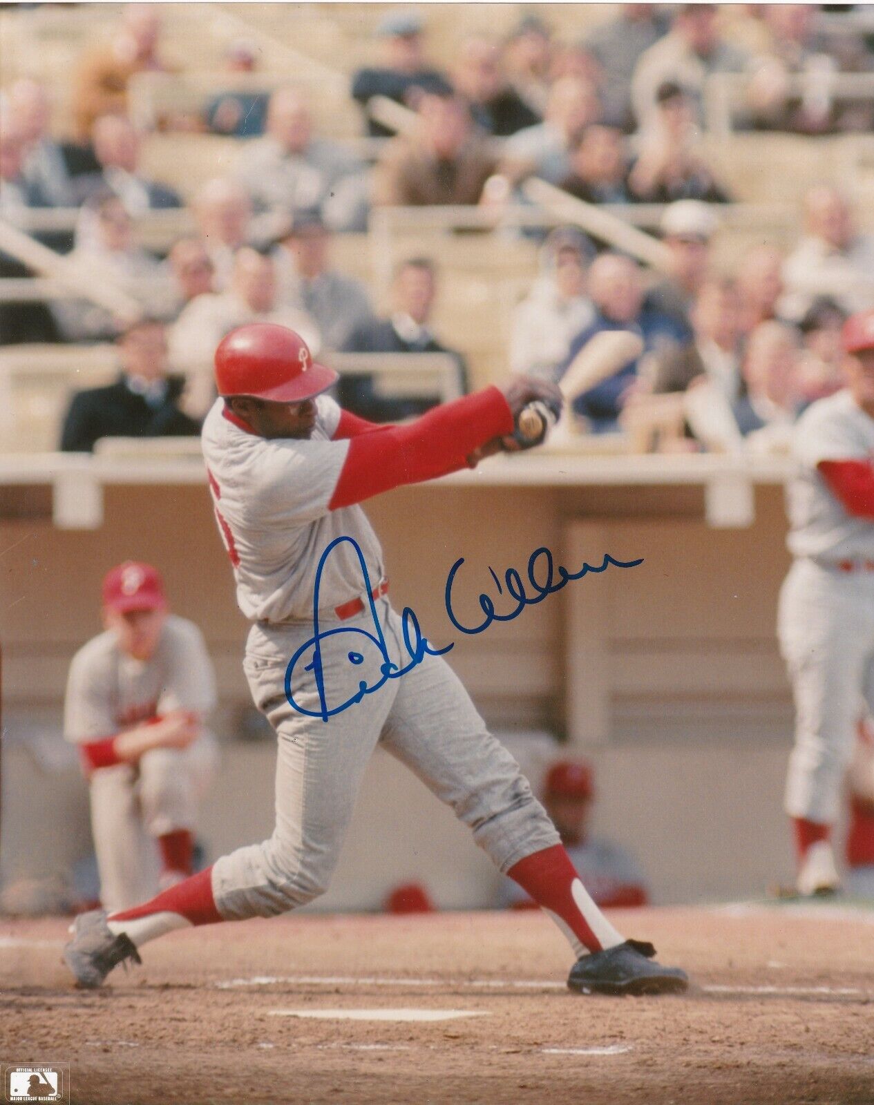 DICK ALLEN PHILADELPHIA PHILLIES ACTION SIGNED 8x10