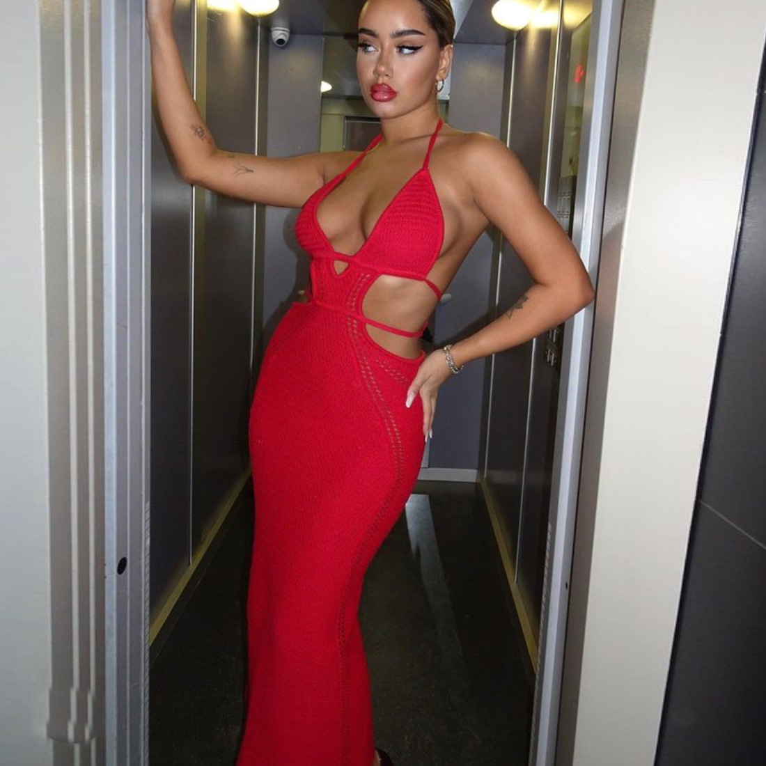 Ootddress Female Knit Lace-Up Maxi dress Backless Slim Fashion Beach Outfits Y2k Dress Hollow Out Bandage Knitwear Party Women Dress