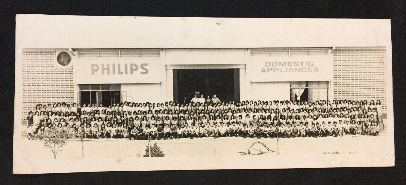 old Singapore Photo Poster painting Holland Philips Domestic Appliances employees group Photo Poster painting