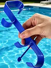 2pcs Pool Leaf Skimmer Net Holder Multifunctional Hook Design Skimmer & Cleaning Tool Bracket No-Drill Clip Installation for Home Swimming Leisure Time